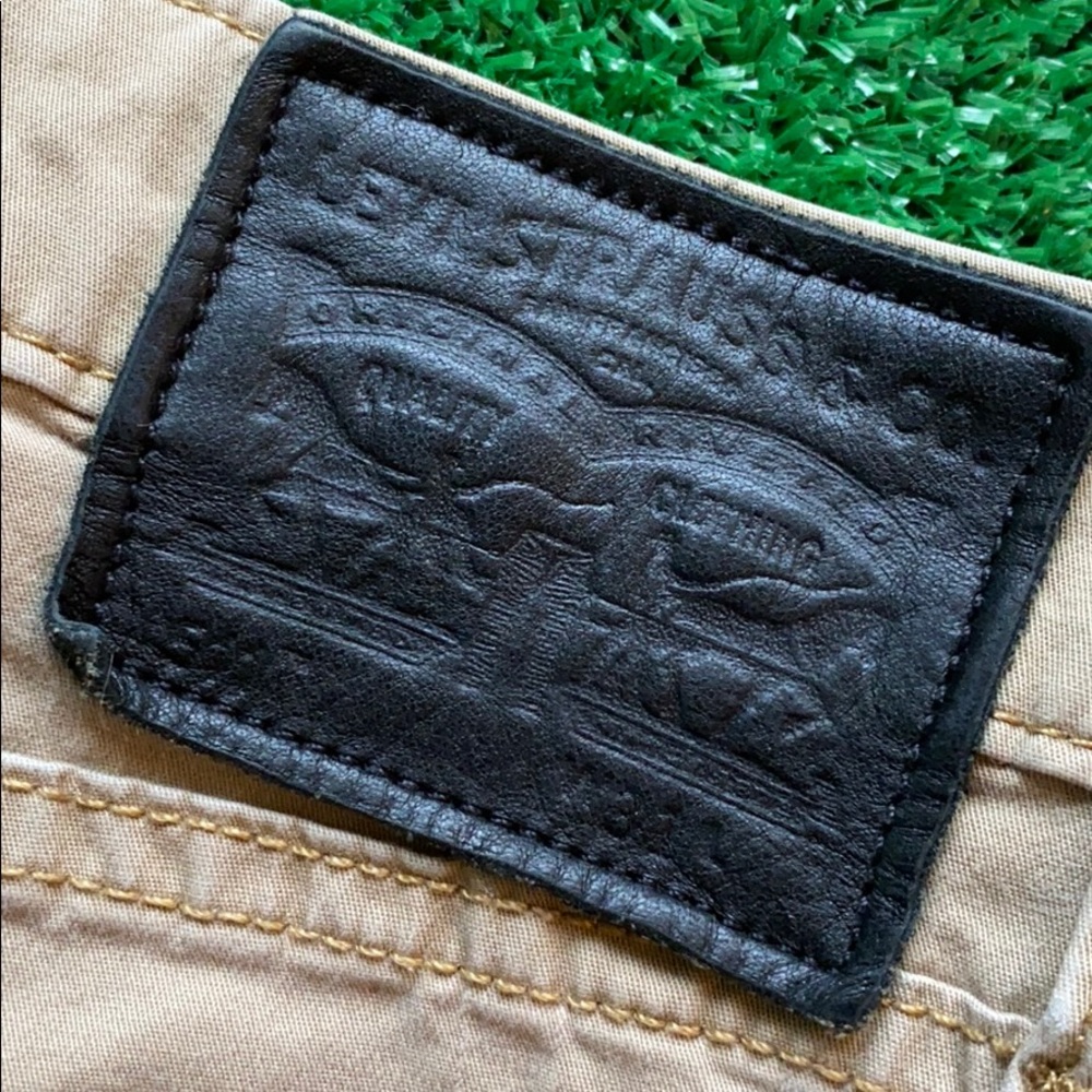 Levi’s Cycling Short - Picture 2 of 4